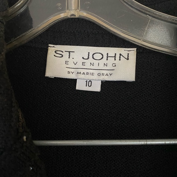 Elegant St John Evening wear. Black beaded jacket and long skirt. - Picture 7 of 11